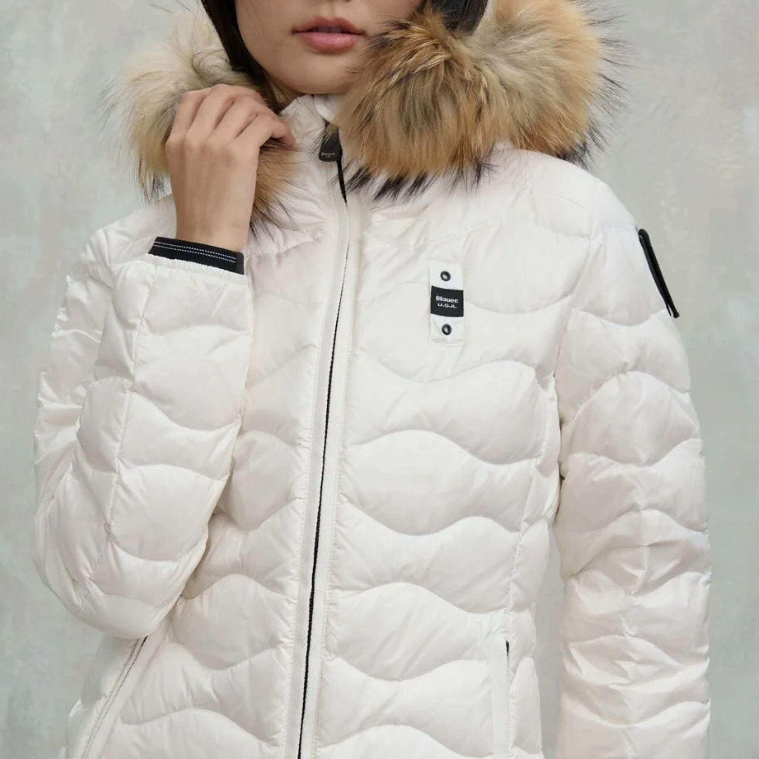 Blauer Piumino Corto Aldie Bianco Ottico Donna con Cappuccio con Pelliccia