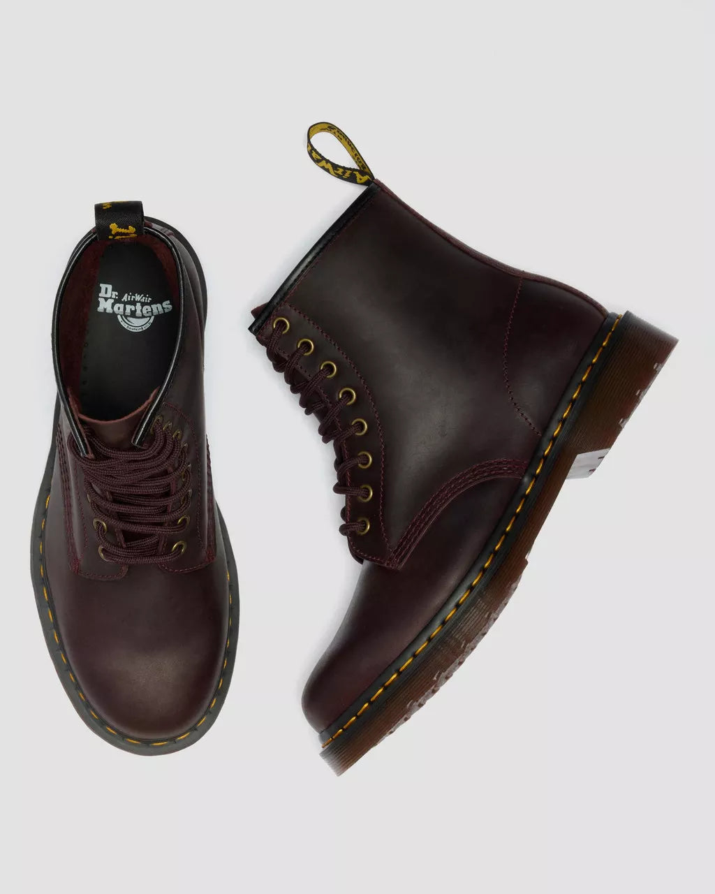 Dr. Martens Stivali 1460 Cherry Red Crazy Horse Rosso Scuro Unisex