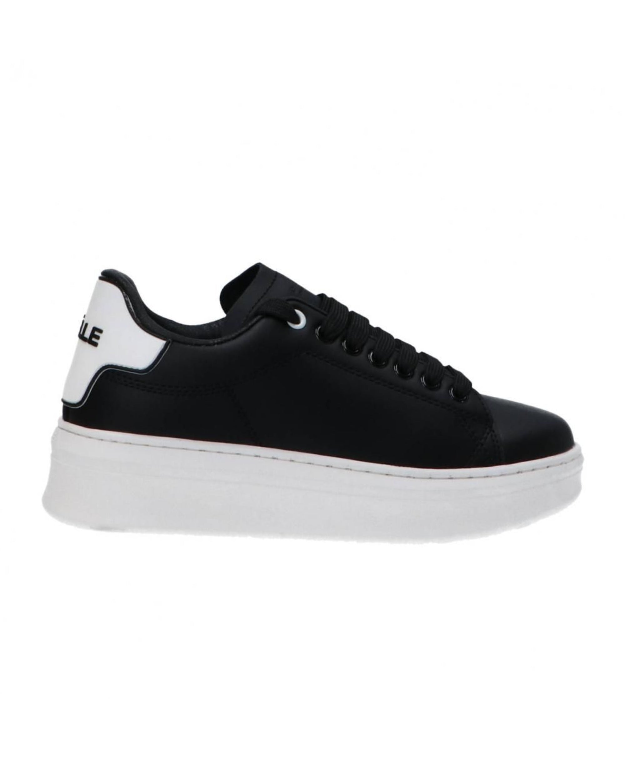Gaelle Sneakers Addict Leather Black