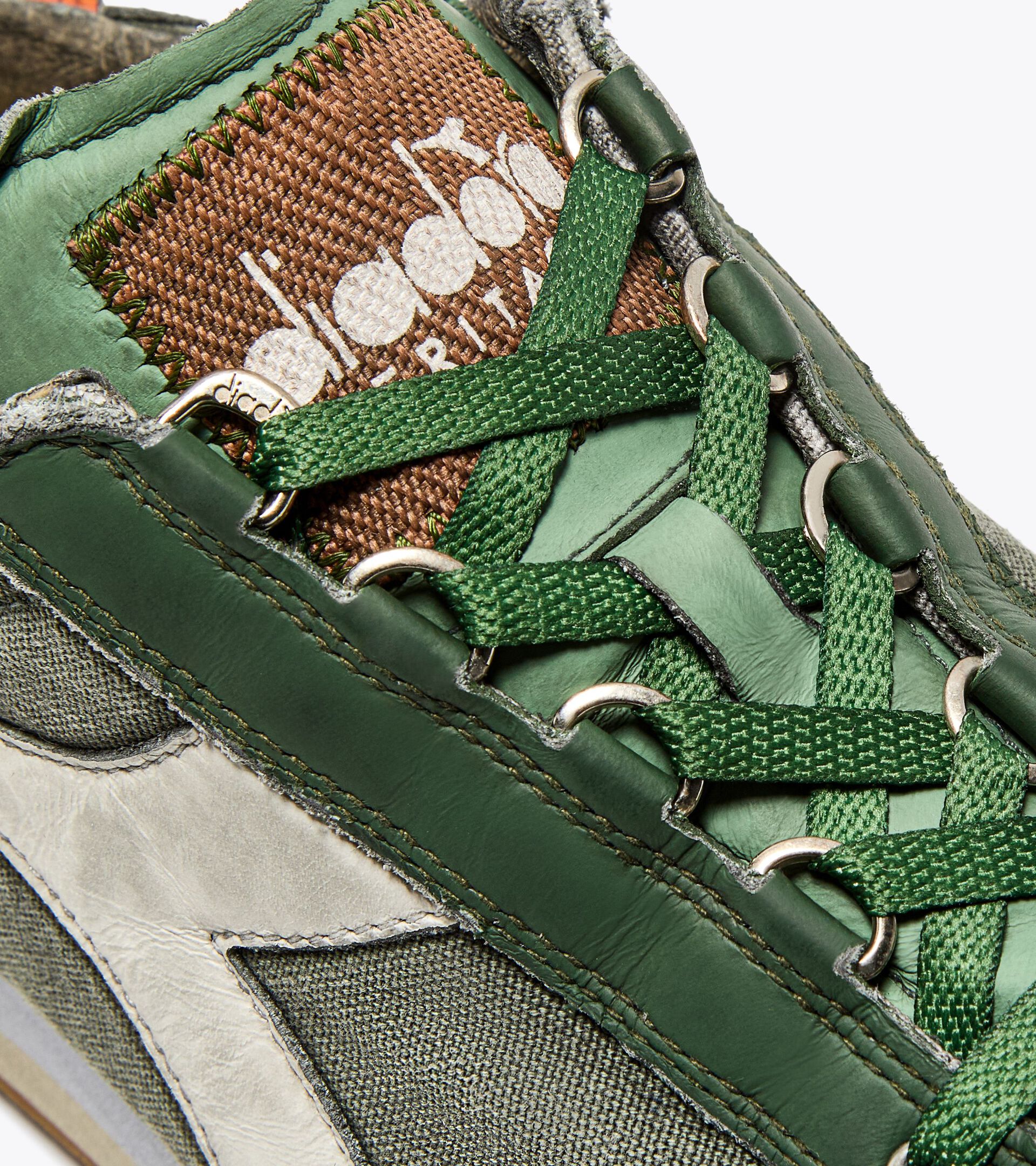 Diadora Heritage Sneaker Equipe Dirty Sw Evo in Tela e Pelle Verde Uomo