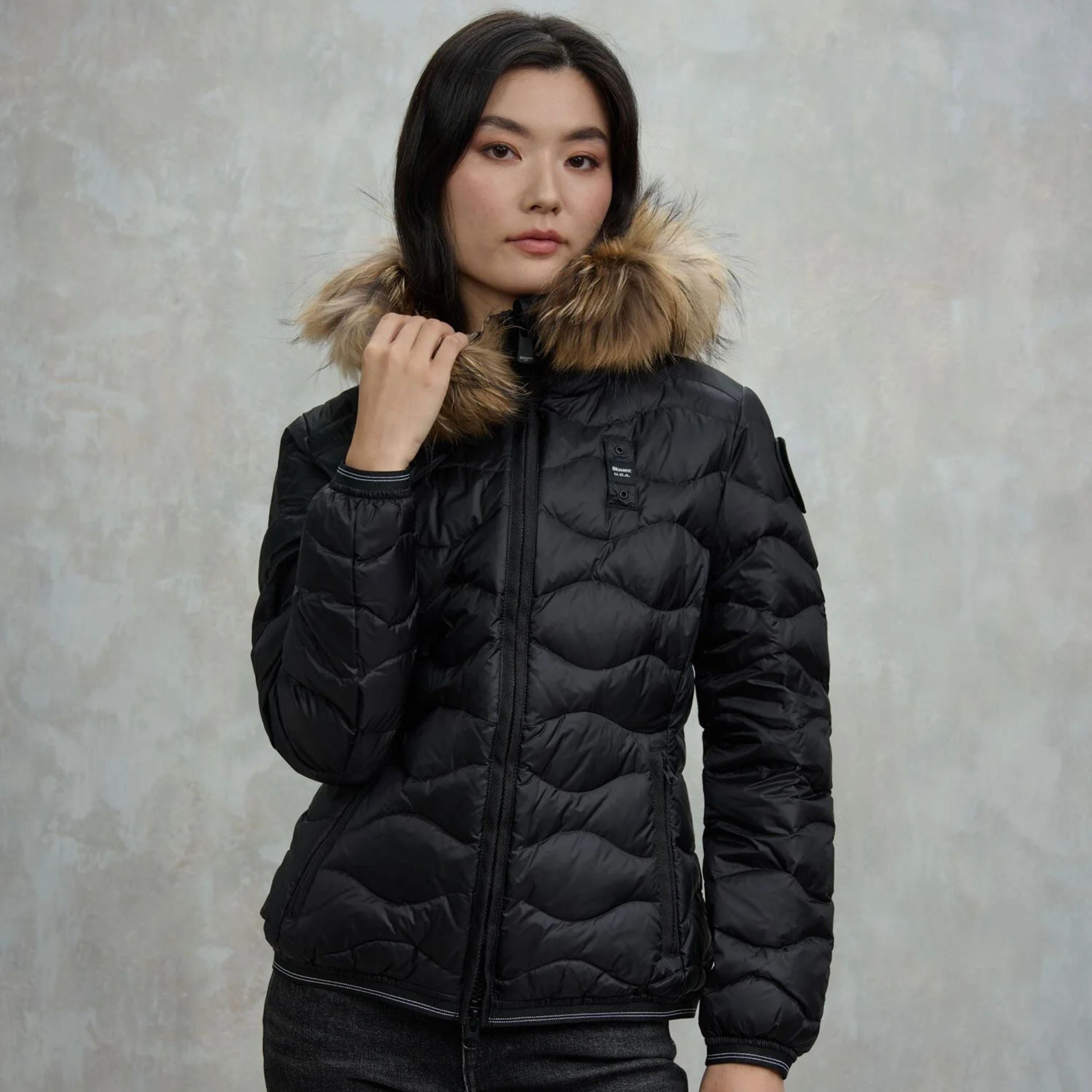 Blauer Piumino Corto Aldie Nero Interno Beige Donna con Cappuccio