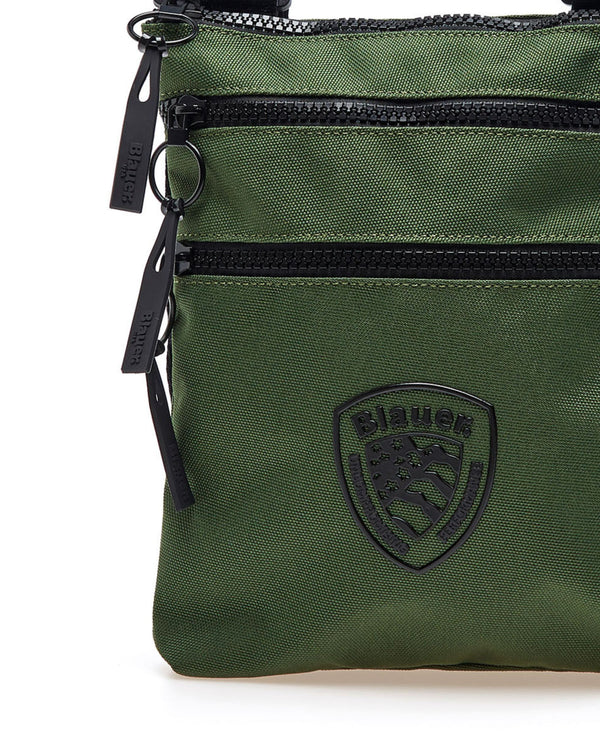 Blauer Nylon Crossbody Bag
Basic Camera Verde Uomo-2