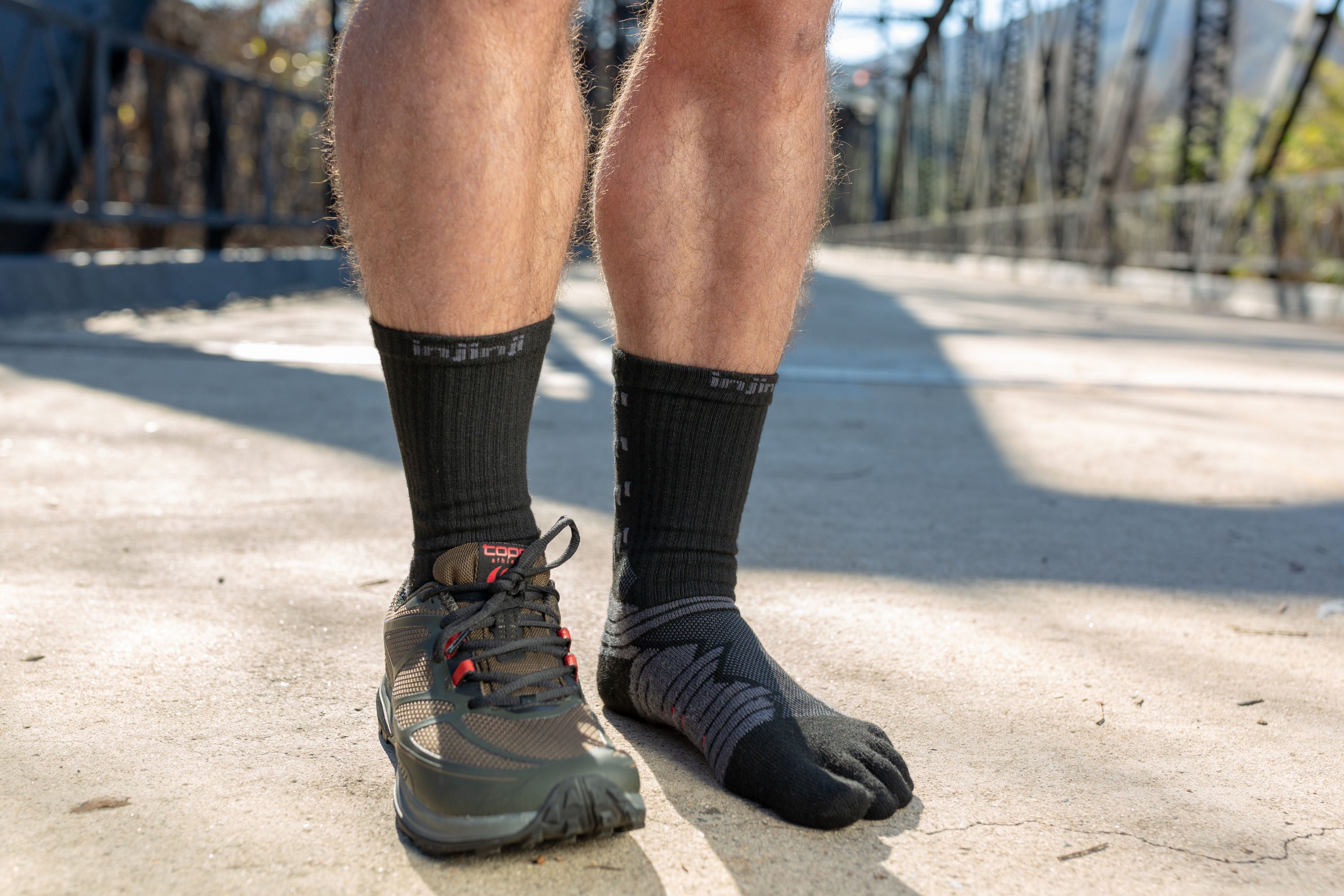 Injinji calze 5 dita da corsa Ultra Run Crew Coolmax EcoMade Midweight crew ossidiana nero