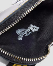 Dr. Martens Micro Borsa a mano Heart Black Kiev 11x10 cm Pelle Nero con Portachiavi