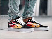 Vans Scarpe Basse sneakers Old Skool PRNT FLAME in Tela Nero