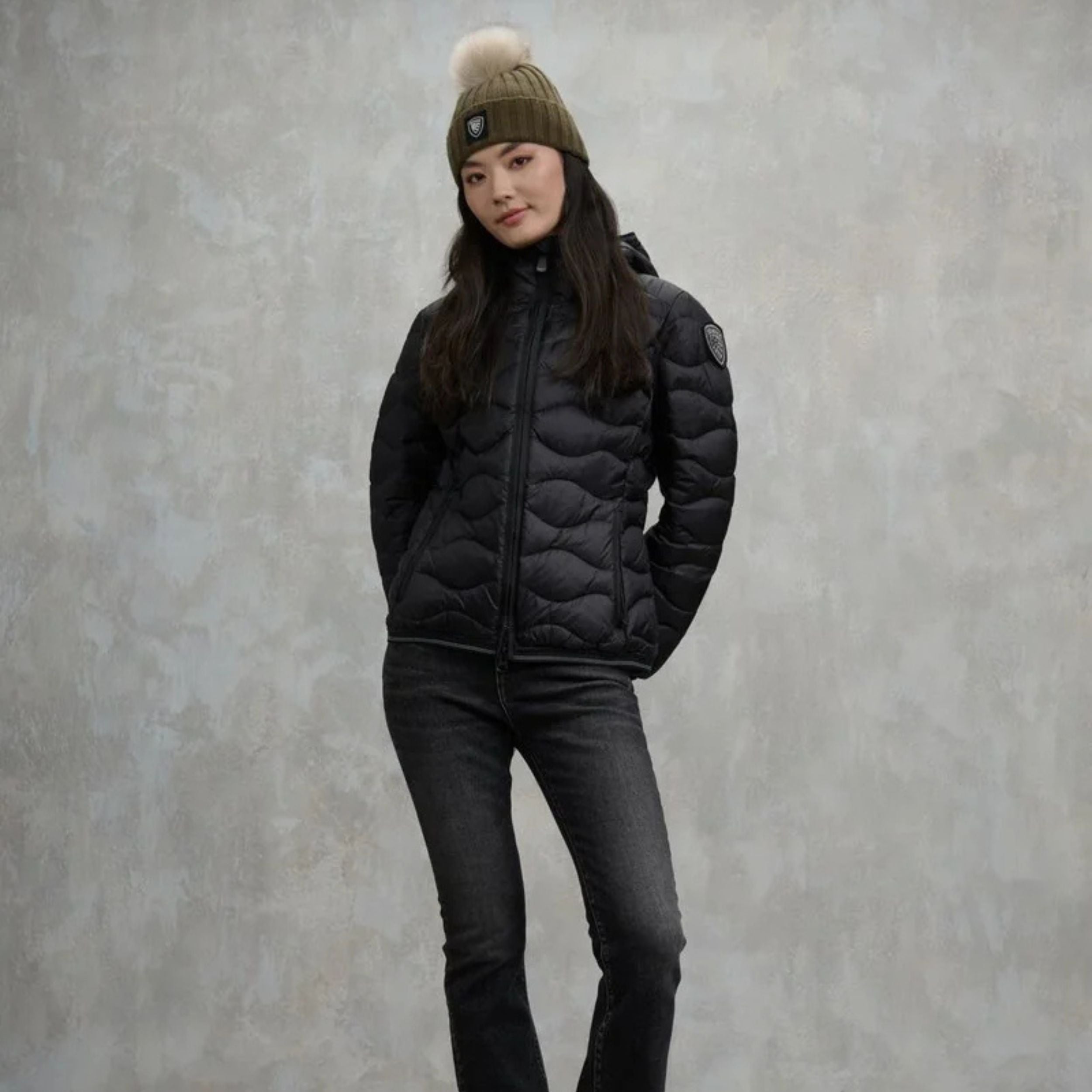 Blauer Giubbino Corto Imbottito Camelia Nero Interno Beige Donna