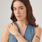 Brosway Bracciale Rigido in Acciaio e Cristalli con Simbolo Cuore Collezione Chakra - BHKB213