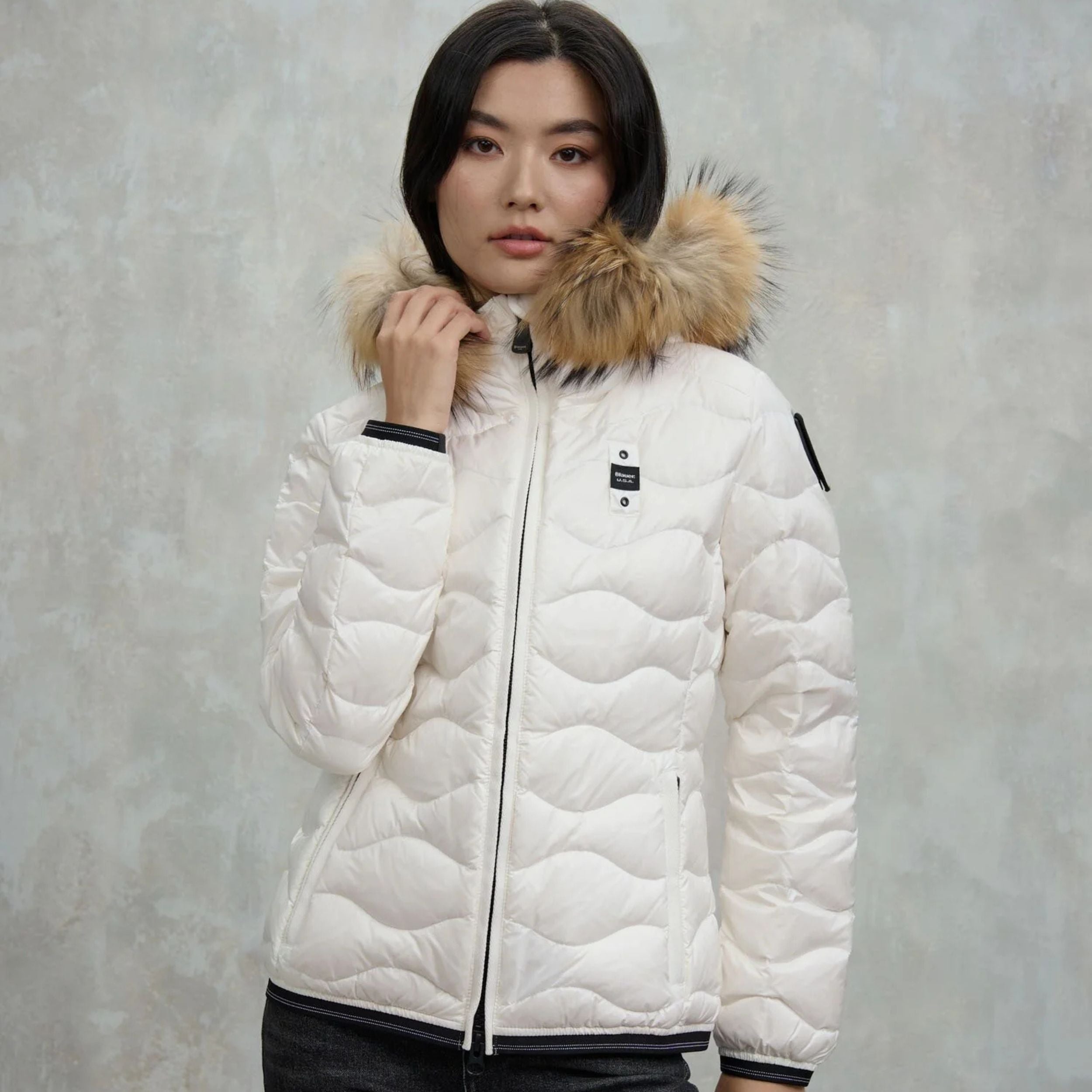 Blauer Piumino Corto Aldie Bianco Ottico Donna con Cappuccio con Pelliccia