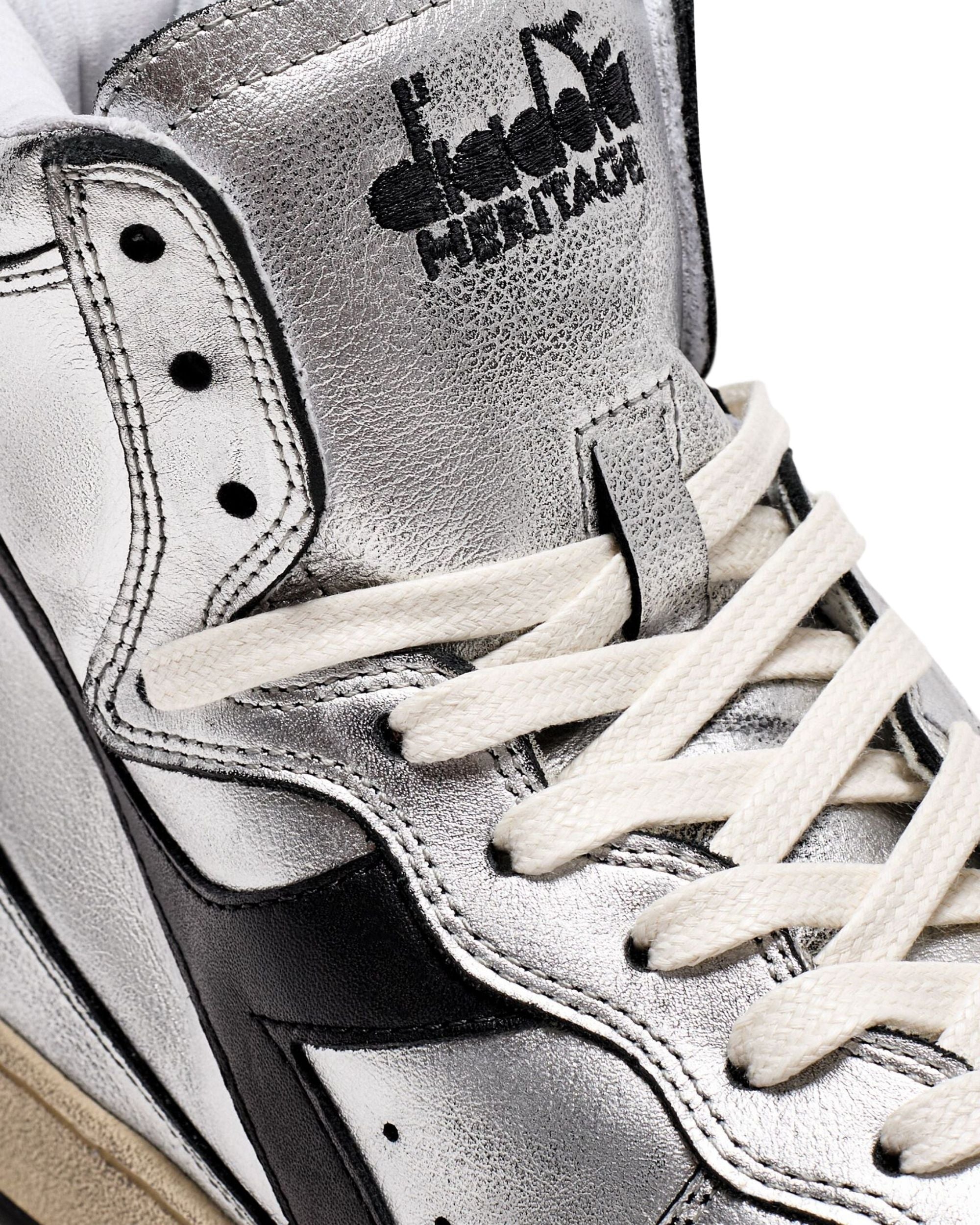 Diadora Heritage Pelle Premium Stone Wash Ceratura Naturale Argento Donna
