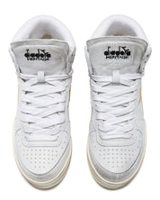 Diadora Heritage Pelle Premium Stone Wash Ceratura Naturale Bianco Donna