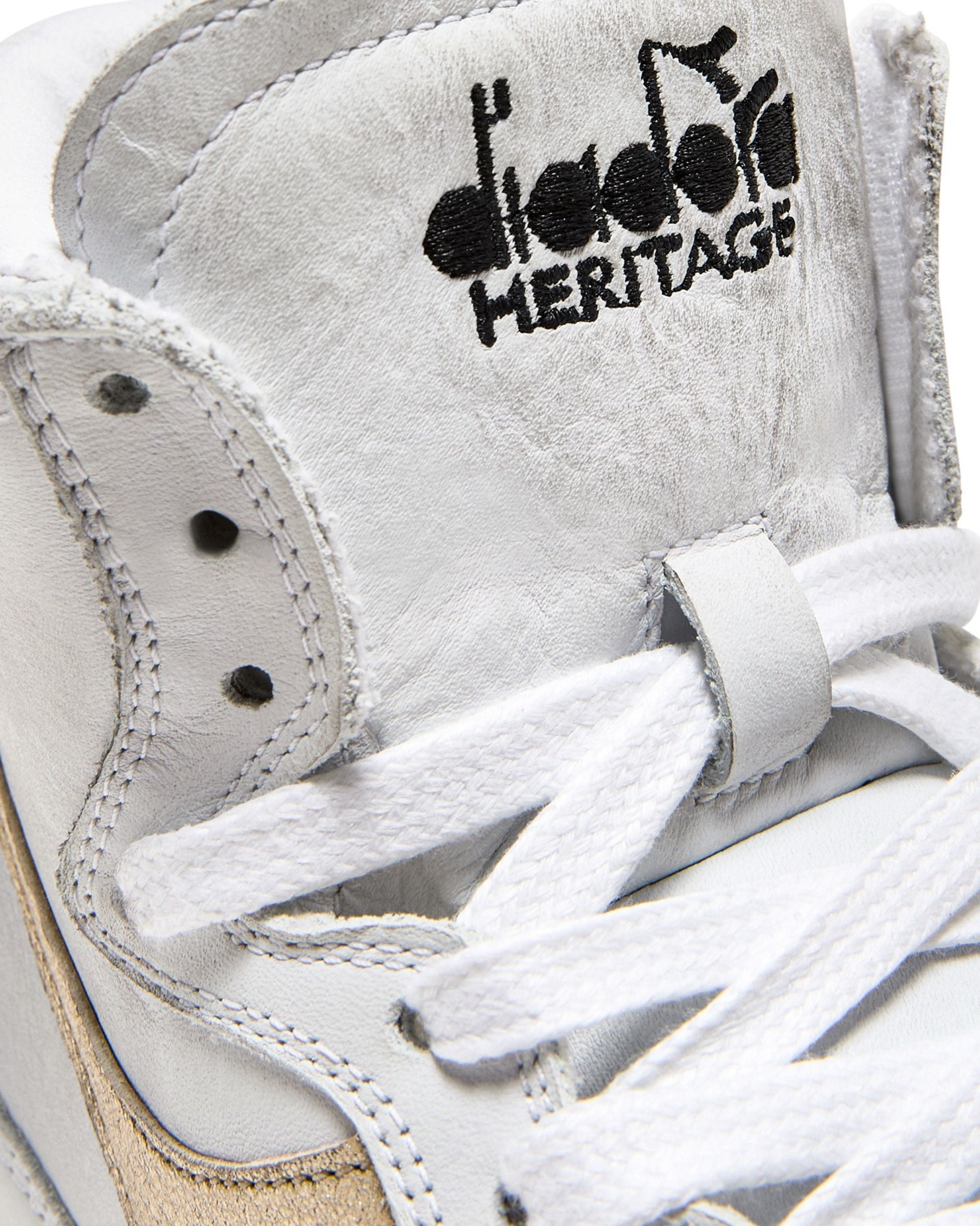 Diadora Heritage Pelle Premium Stone Wash Ceratura Naturale Bianco Donna