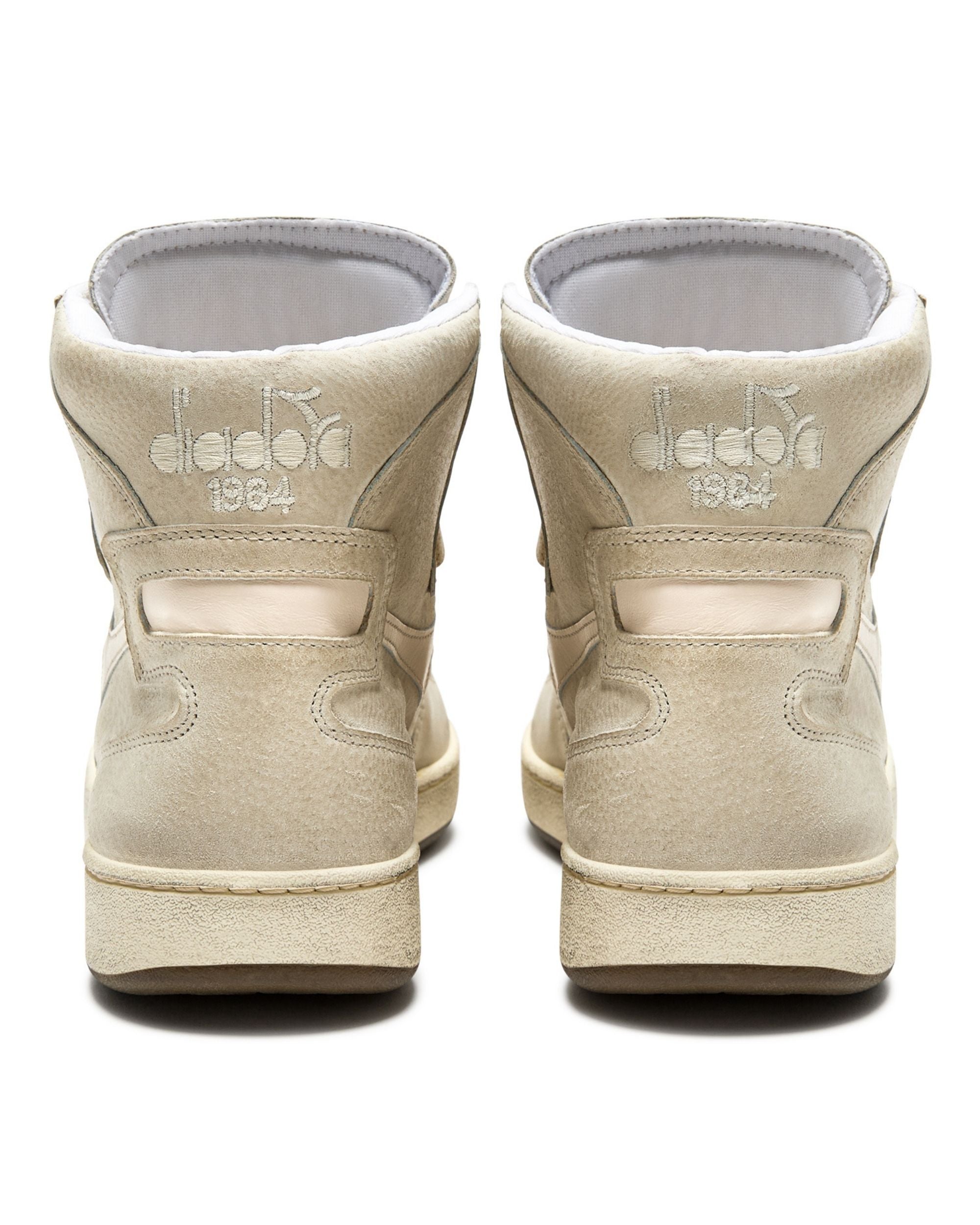 Diadora Heritage Pelle Premium Stone Wash Ceratura Naturale Beige Unisex