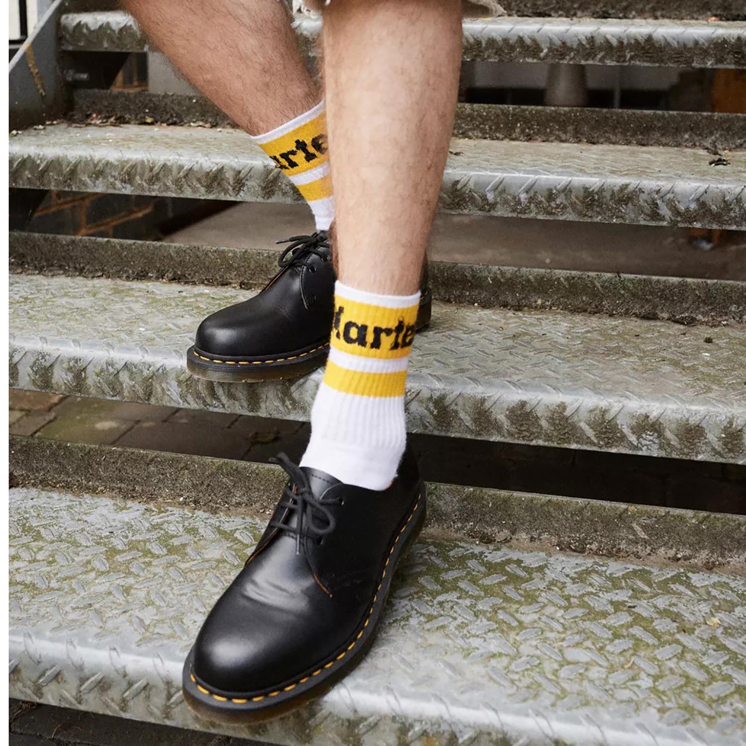 Dr. Martens Calze Athletic con Banda e Logo in Misto Cotone Bianco Giallo Unisex