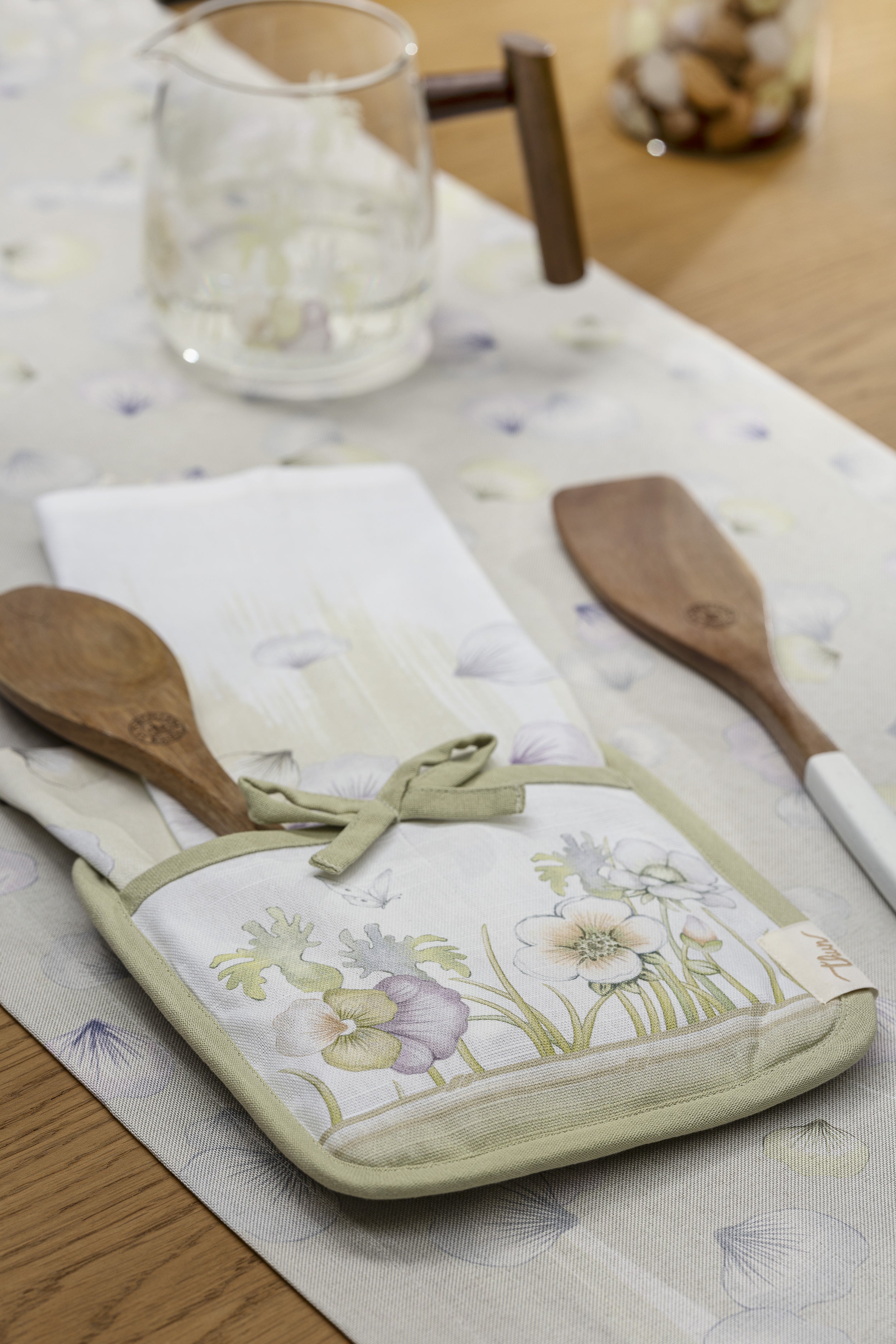 THUN Set 2 pezzi cucina presina e strofinaccio con tasca e tovagliolo Bloom B101498