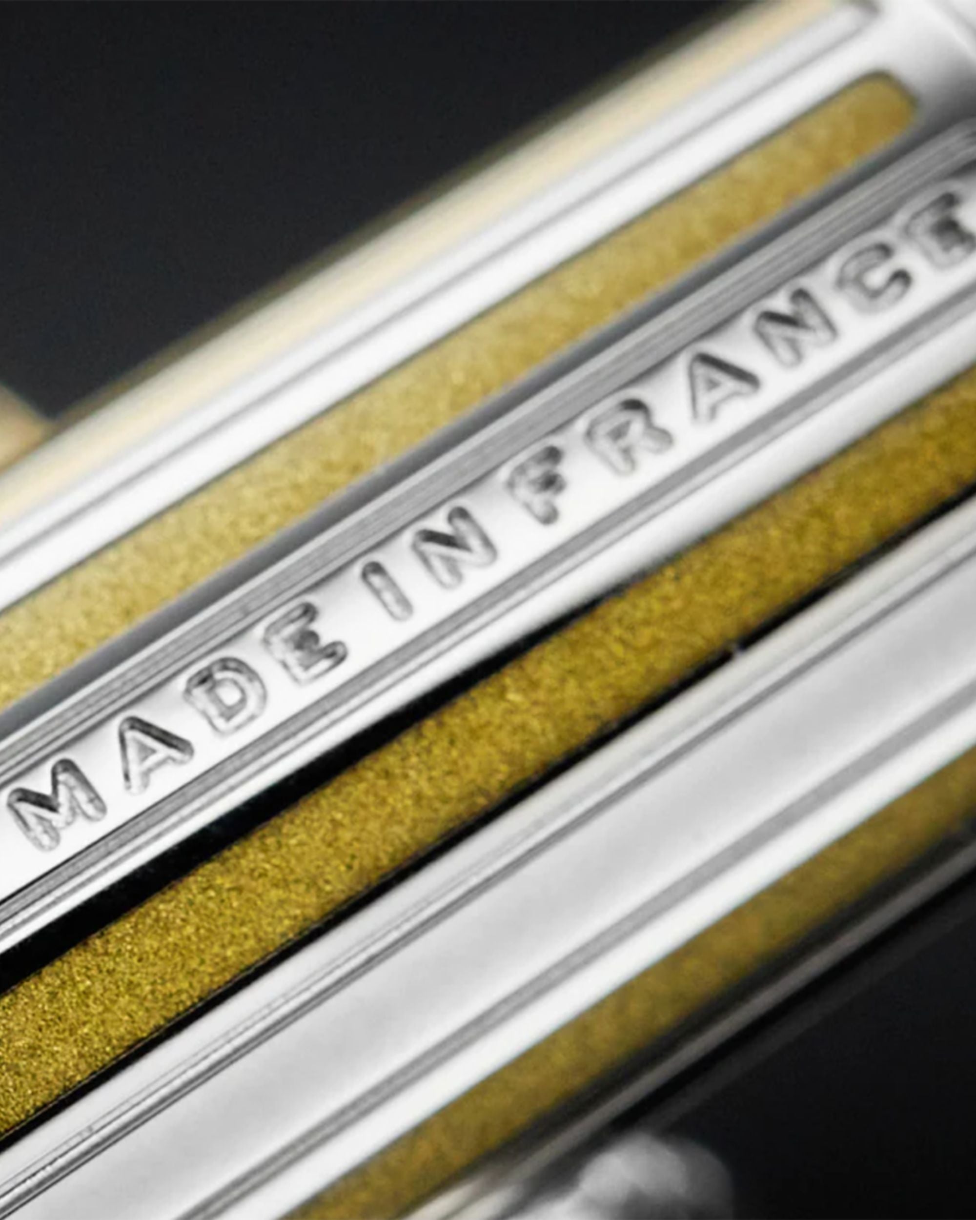 S.T. Dupont Set Penna da Scrittura 'STD Loves Paris' Edizione Limitata Nero Oro Unisex