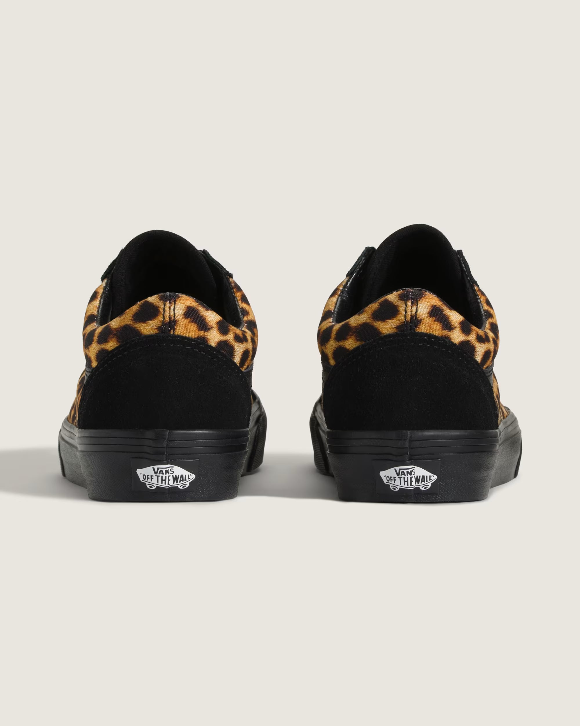 Vans Sneaker Donna Old Skool Tomaia Nero con Inserti Suede Trama Leopardato