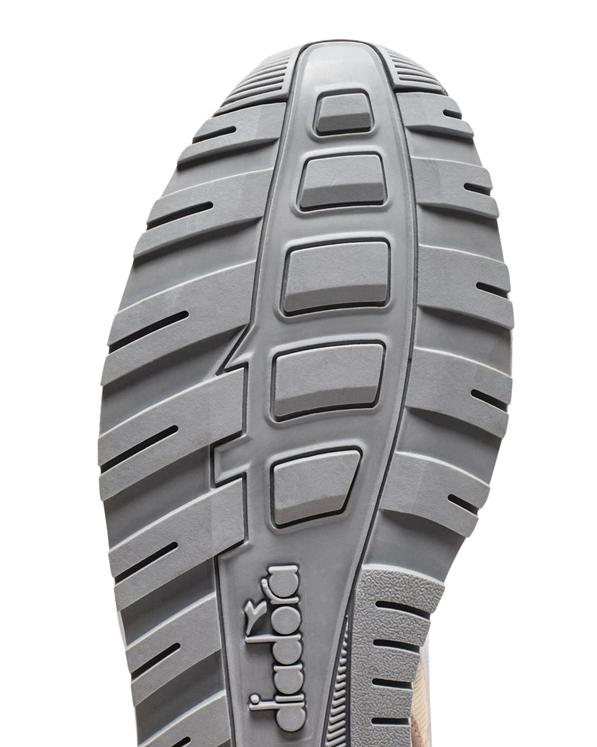 Diadora Sneakers N902 Suede Brown