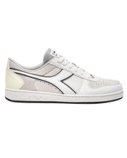 Diadora Magic Basket Low Tech in Suede White