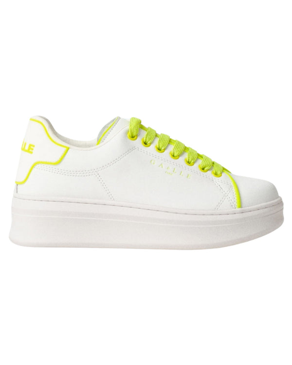 Gaelle Paris Sneakers Addict Con Piping E Patch Tallone In Rubber Giallo Donna