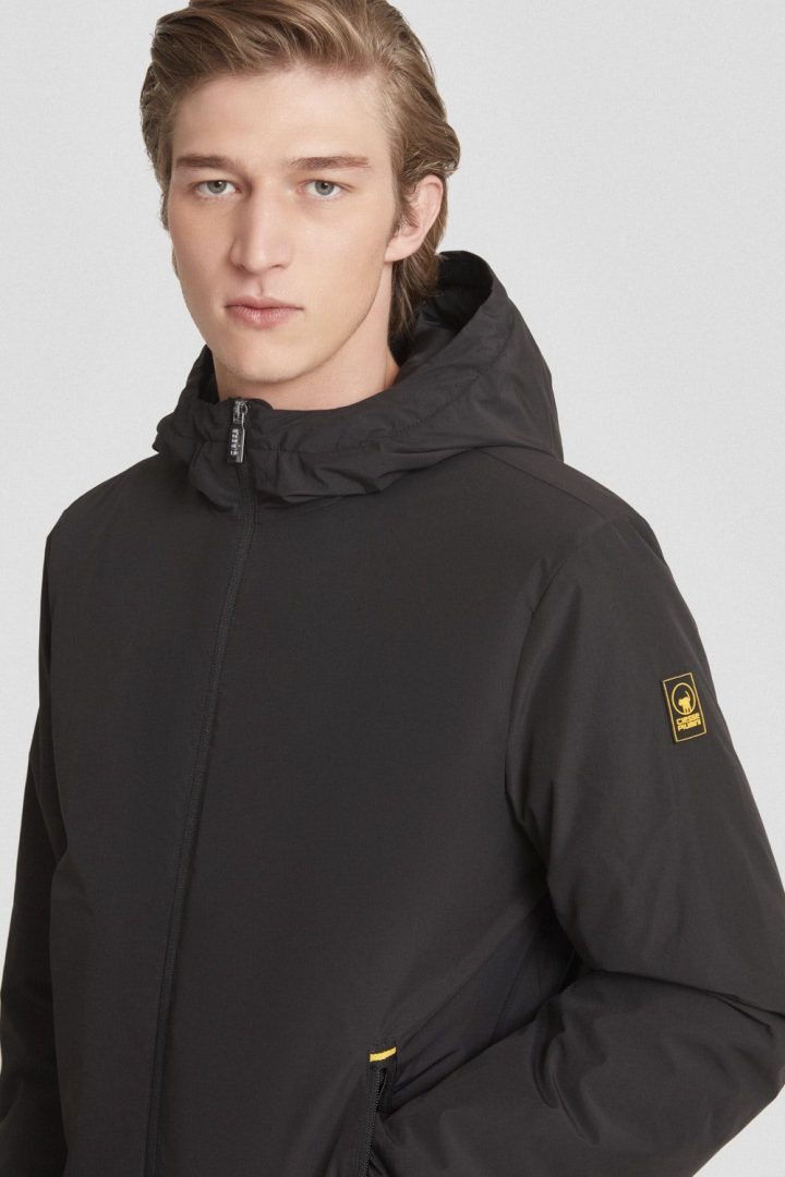 Ciesse Piumini Giubbotto Peter Giacca uomo con cappuccio imbottita nero