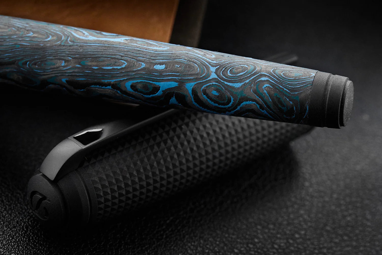 S.t.dupont biro penna roller fibra di carbonio Pvd lucido nero cave 14,8x1,5 cm 412396L