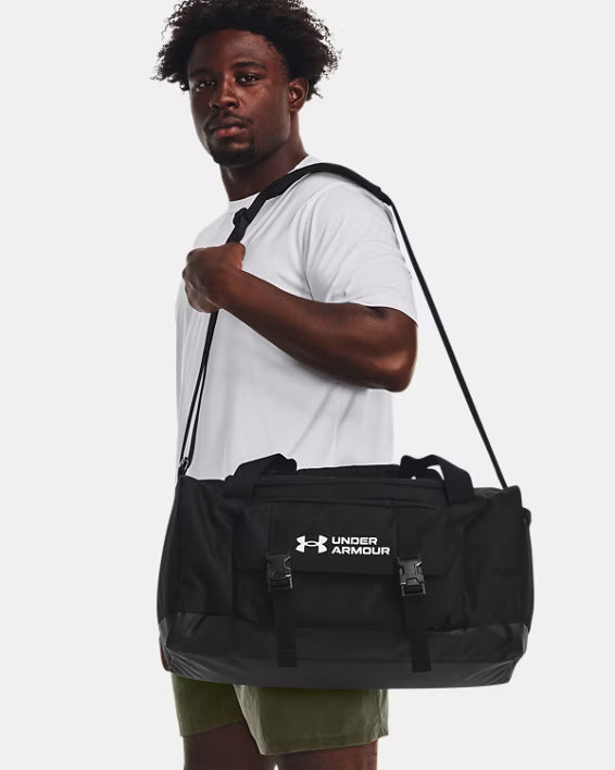 Under Armour Borsone Idrorepellente Borsa Duffle UA Triumph Small Nero