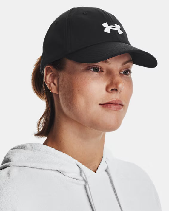 Under Armour Cappello Baseball UA Blitzing con visiera Poliestere Nero Logo Bianco