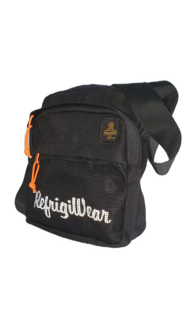 Refrigiwear Reporter Downtown Shoulder Bag Black