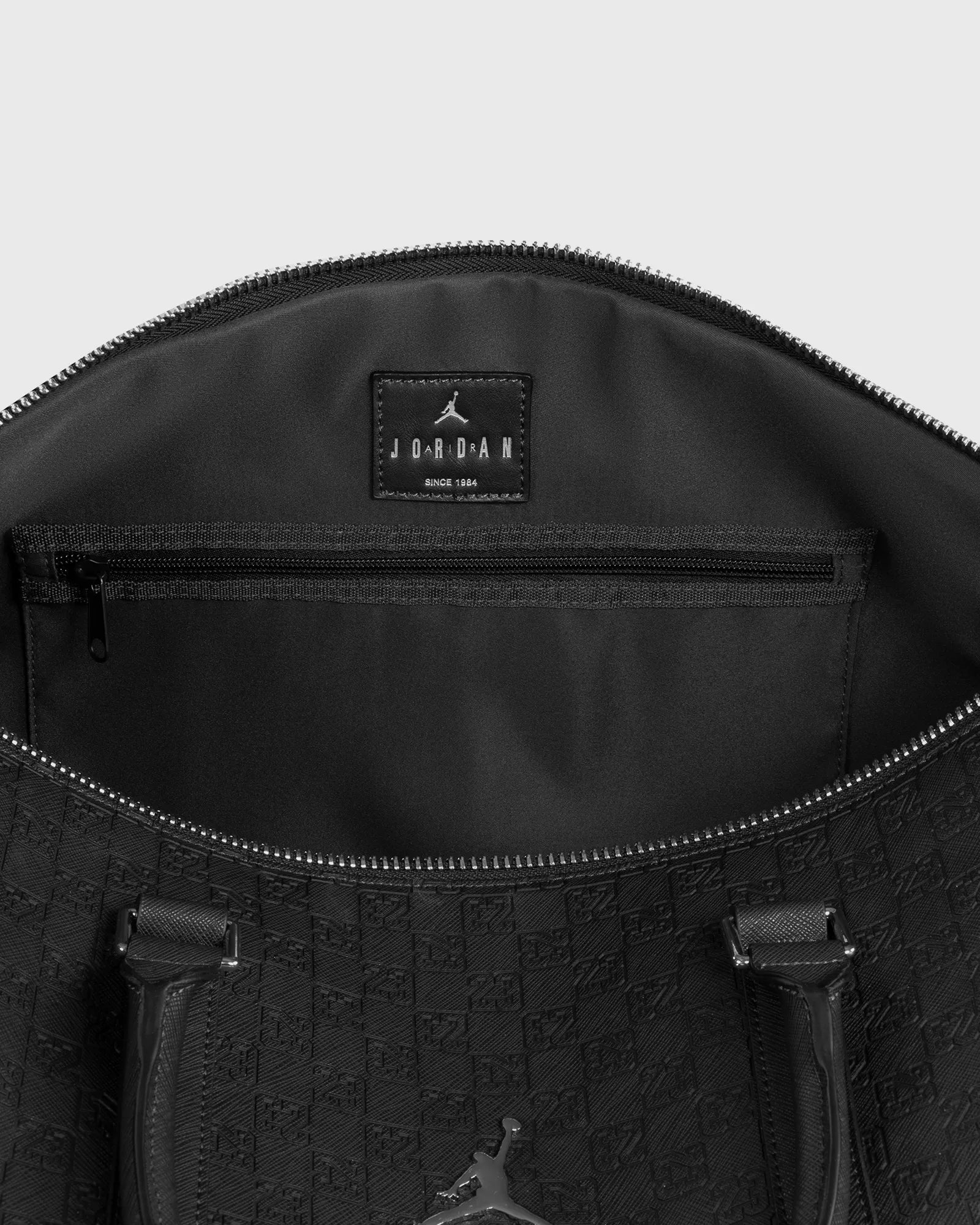 Jordan borsa borsone duffle bag JAM MONOGRAM DUFFLE BAG nero logo all over