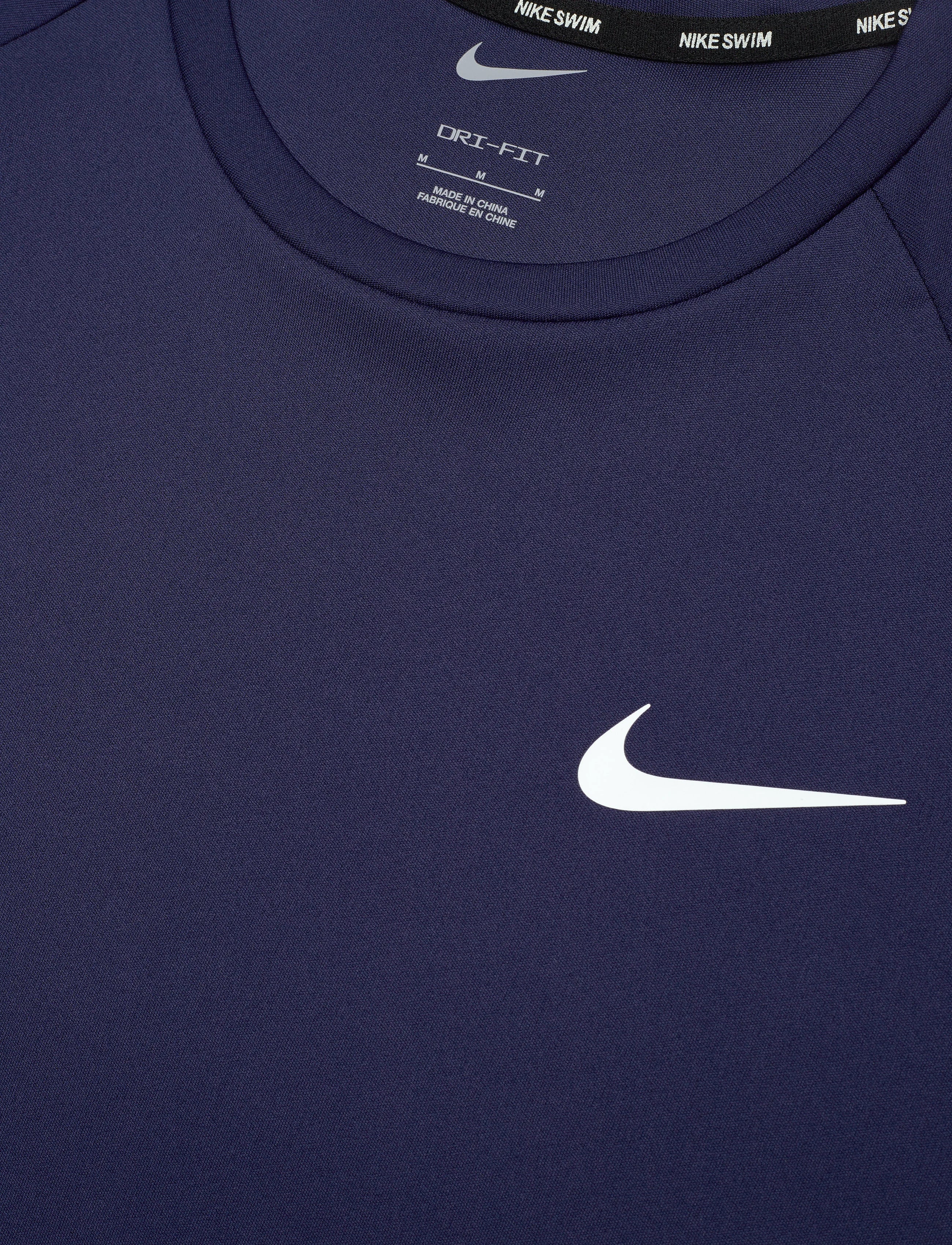 Nike Swim T-Shirt Short Sleeve Hydrogu NESSA586 Tessuto Tecnico Blu Navy Uomo